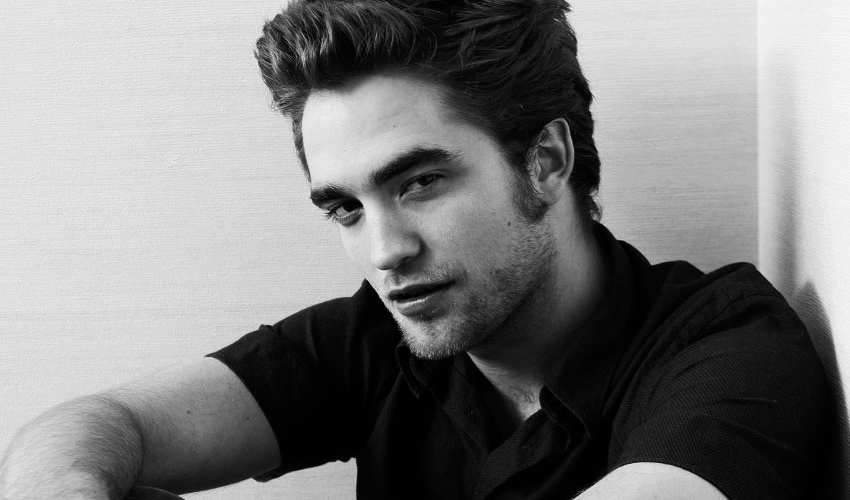 “Харуй бүрий” киноны цус сорогч Эдвард Каллен ажилчин ангийнхны ордог паабтай болно